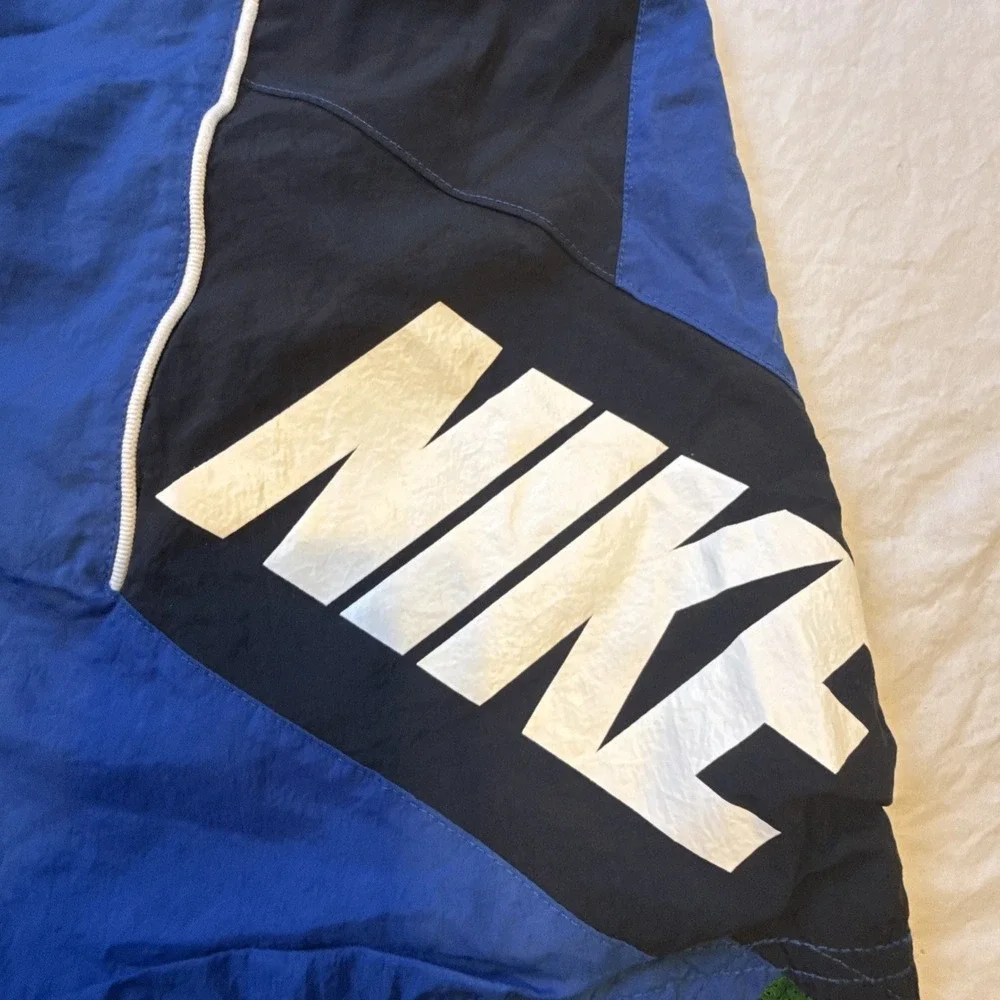 Nike  Shorts MENS XL DRAWSTRING  LOGO COLORBLOCK SHORTS - Picture 5 of 9